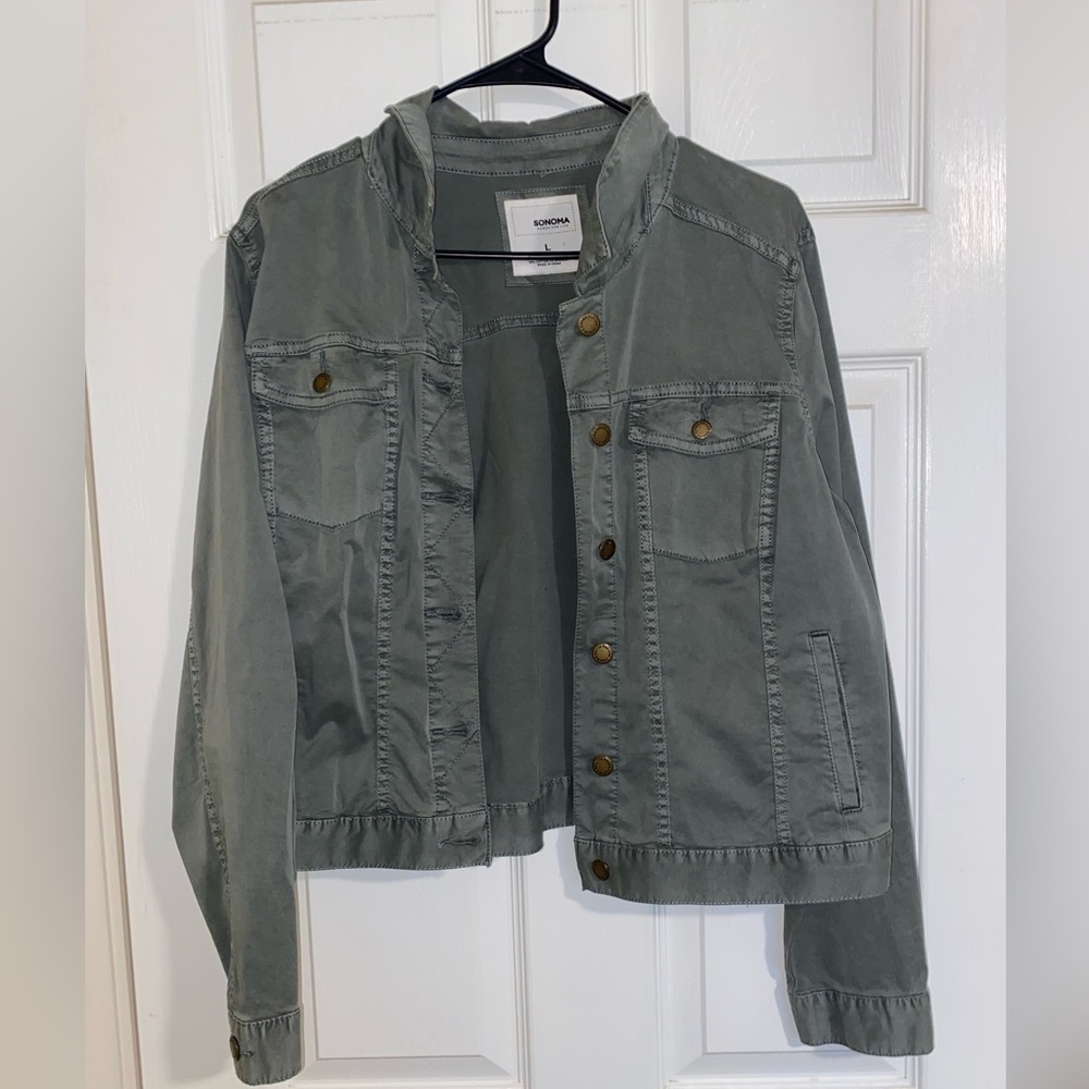 juniors size large sonoma army green jacket!